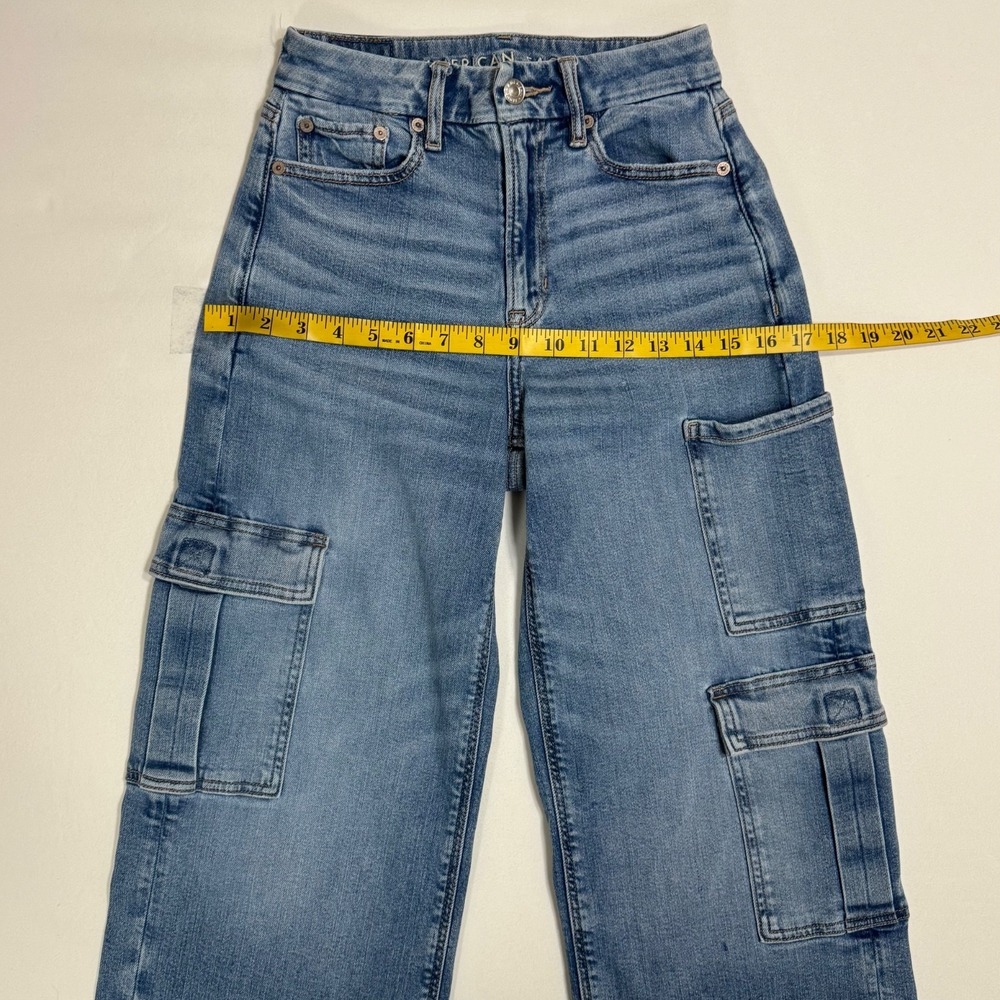 American Eagle Curvy Super High Waisted Baggy Wide Leg Cargo Jeans Size 00 Reg - Picture 9 of 14